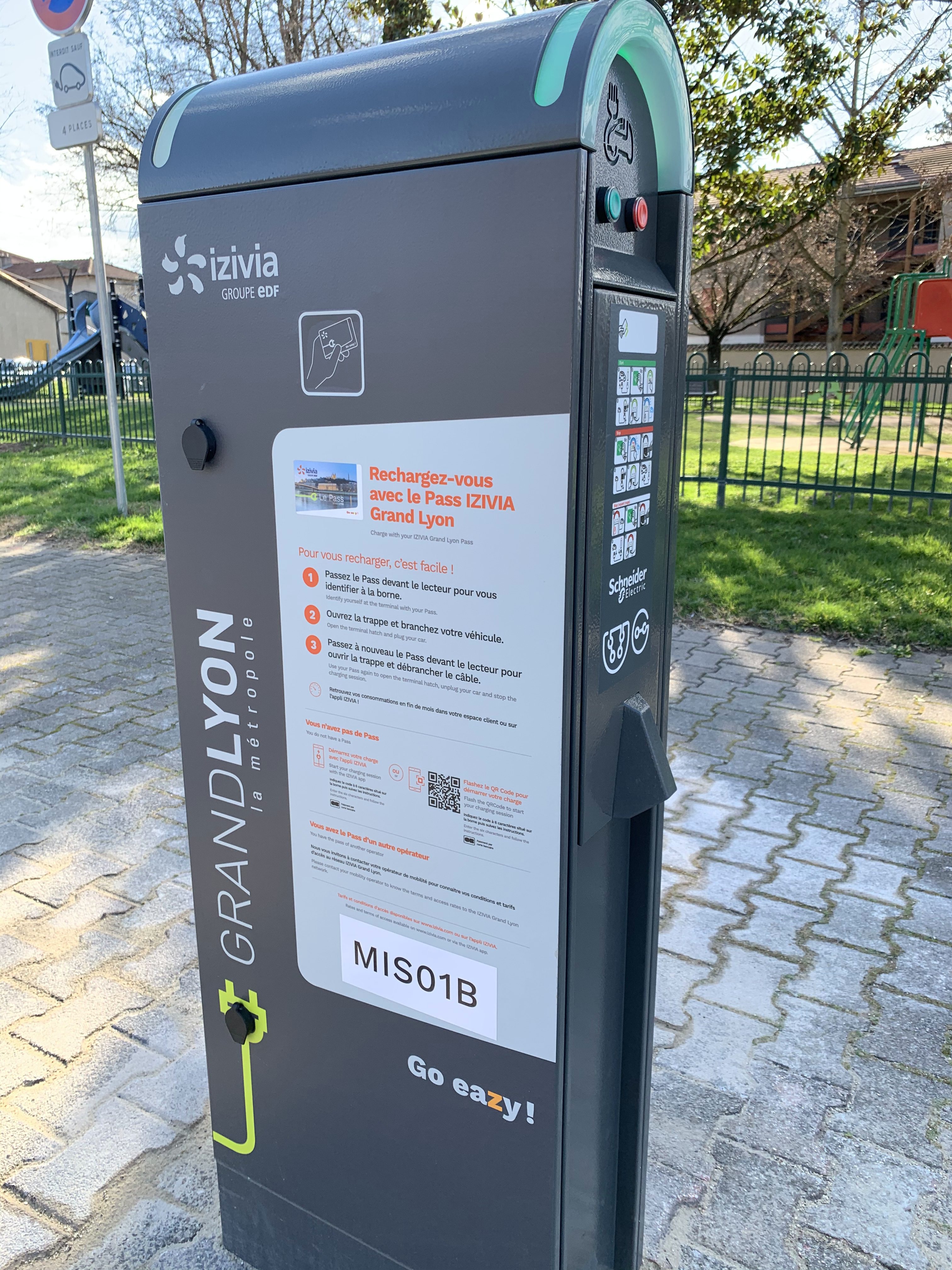 Bornes recharge voiture électrique - Ville de Mions